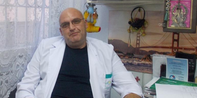 Брънзалов: Облекчен режим за ваксинираните